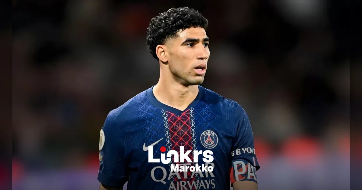 Achraf Hakimi in het shirt van Paris Saint-Germain