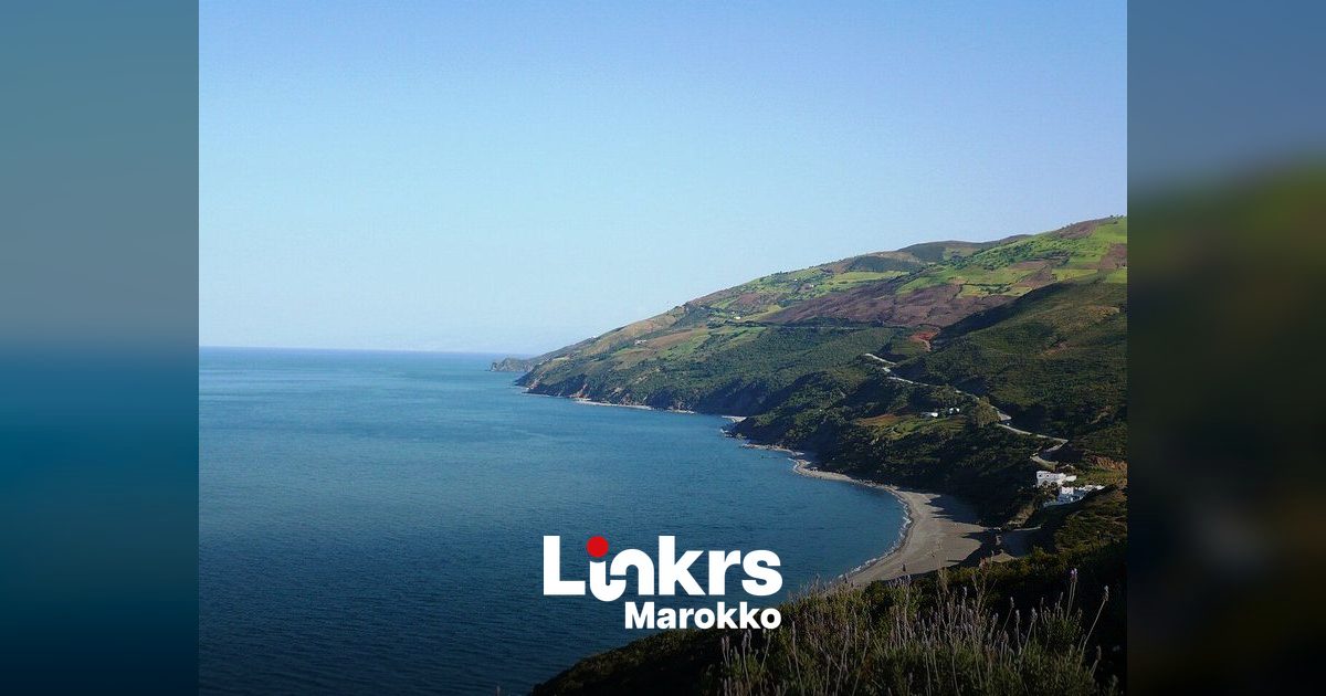Groene vallei van Akchour in het Rifgebergte nabij Chefchaouen in Marokko