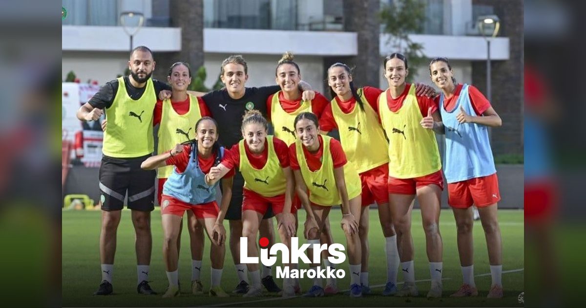 Speelsters van het Marokkaanse vrouwenvoetbalelftal tijdens een training