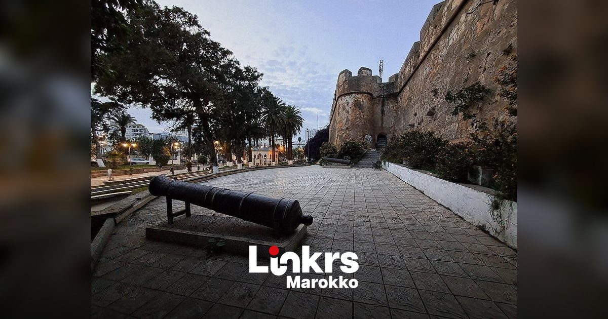 Buitenaanzicht van een gevangenis in Marokko