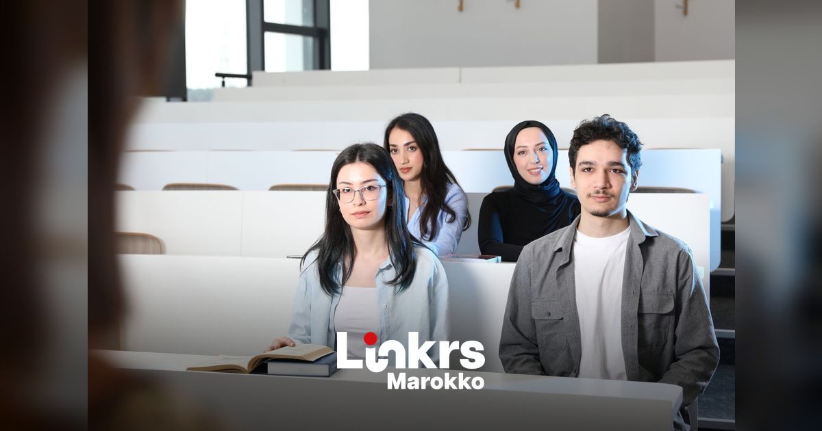 Studenten in een collegezaal aan een Marokkaanse universiteit
