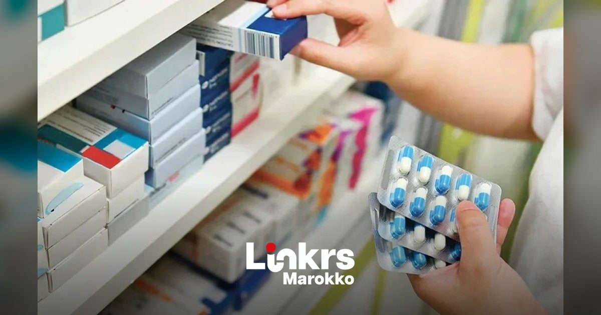 Apotheekrekken met medicijnen in Marokko