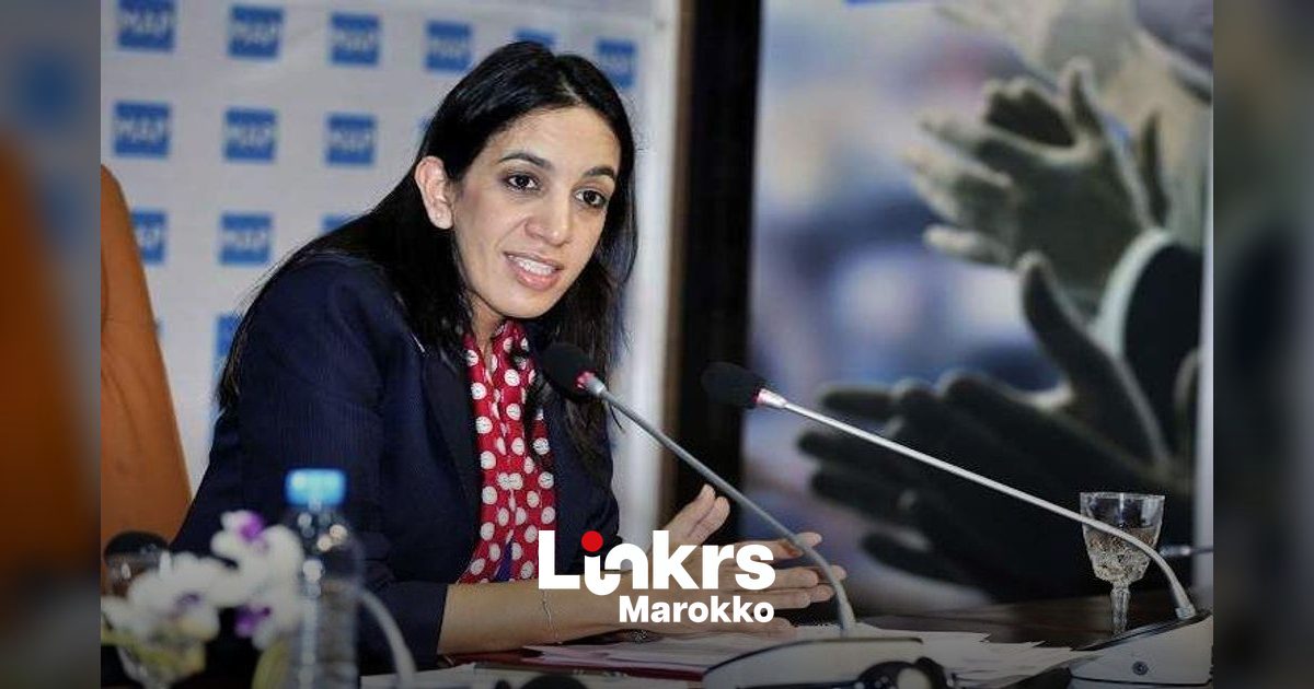 Portret van de Marokkaanse politica Mbarka Bouaida