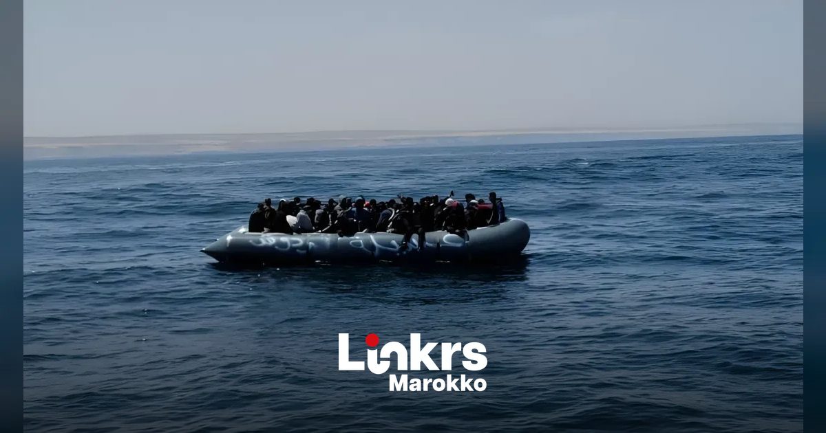 Grenshek bij de Spaanse enclave Ceuta aan de Marokkaanse kust