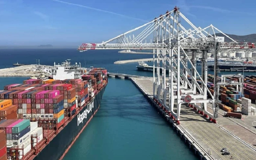 Wereldwijde scheepvaart wijkt uit naar Afrikaanse route, Tanger Med krijgt strategische rol