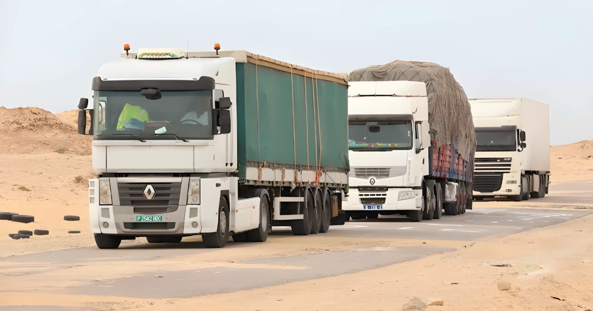 Chinese vrachtwagens stapelen zich op in Marokko door blokkade van kentekenregistraties